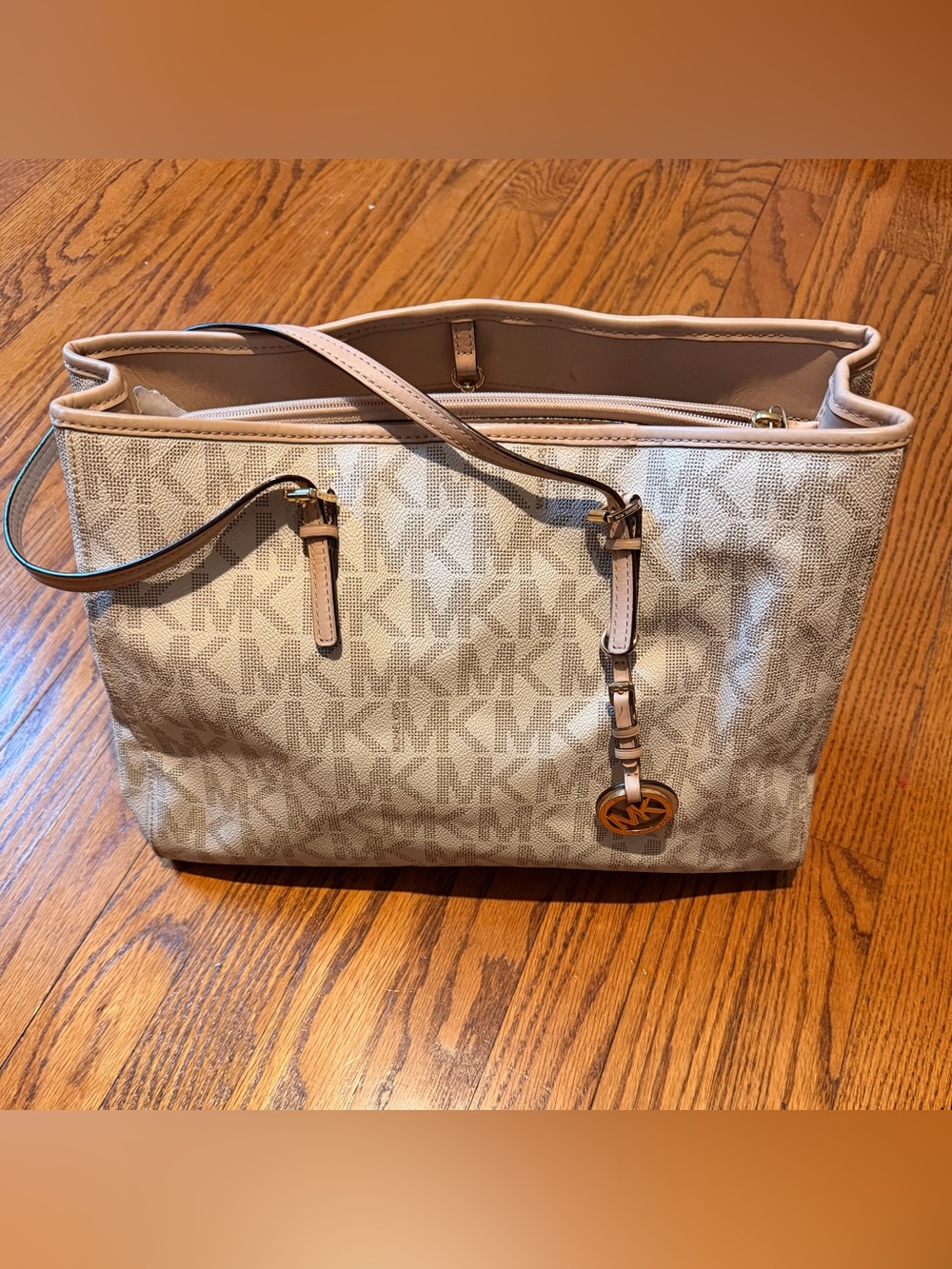 Michael Kors Tan Beige MK Logo Tote with Gold Charm - Picture 1 of 8